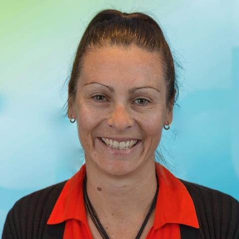 Photo of Samantha Taylor